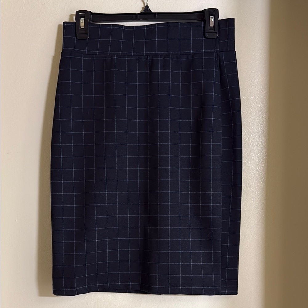 Classic Black Checkered Skirt